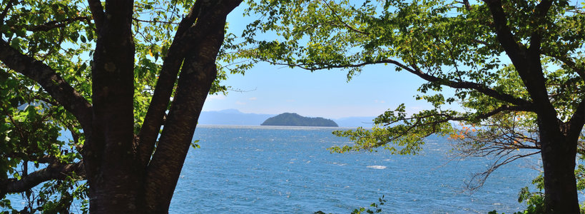 黒壁スクエア散策＆琵琶湖に浮かぶパワースポット 竹生島で癒し旅